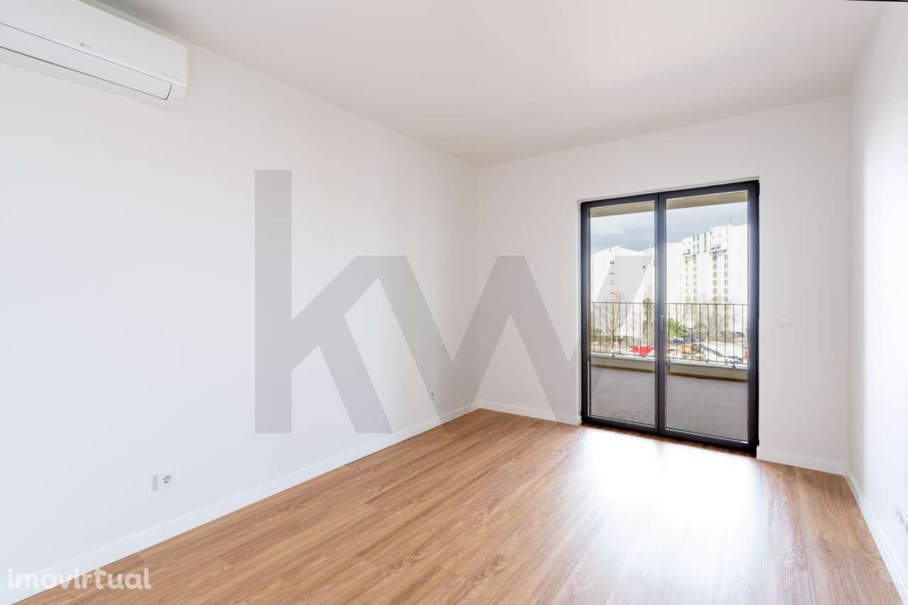 T4 premium em condomínio fechado com garagem e excelentes espaços exte - Grande imagem: 4/45