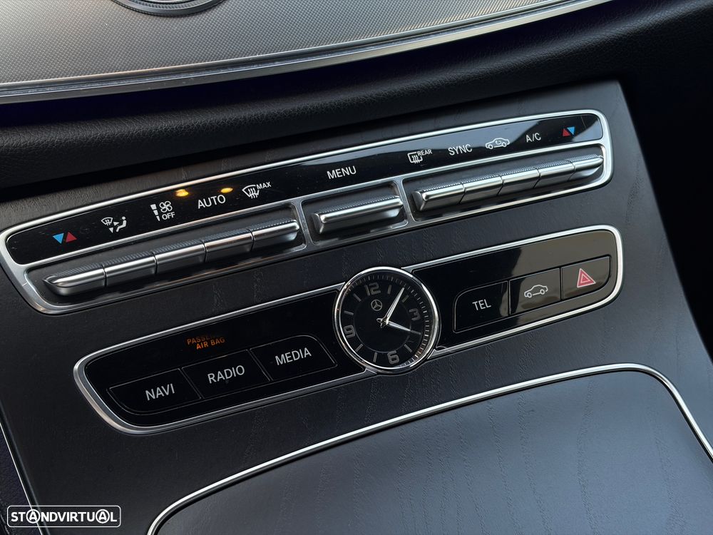 Mercedes-Benz E 220 d Aut. - 37
