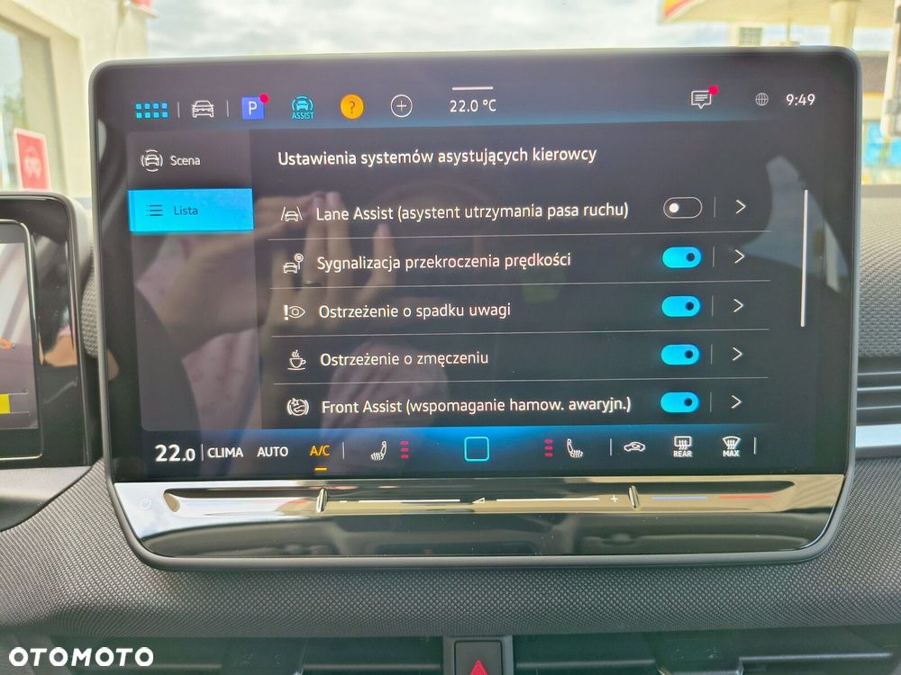 Volkswagen T-Roc 1.5 eTSI Life DSG - 12