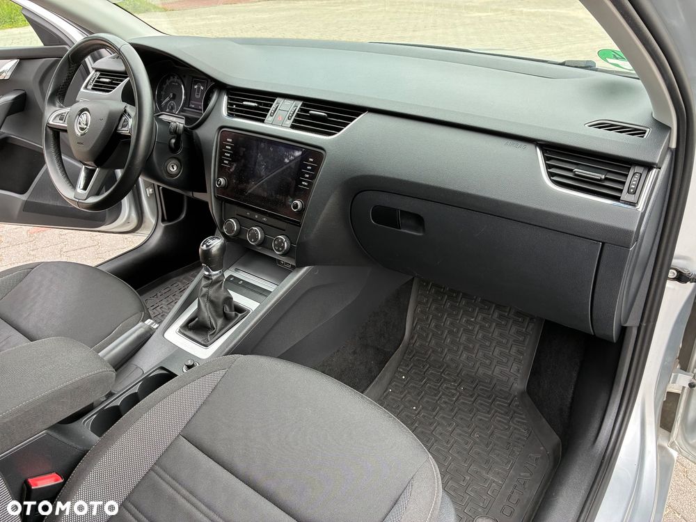 Skoda Octavia 2.0 TDI Clever - 11