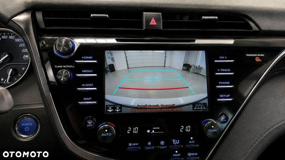 Toyota Camry 2.5 Hybrid Prestige CVT - 15