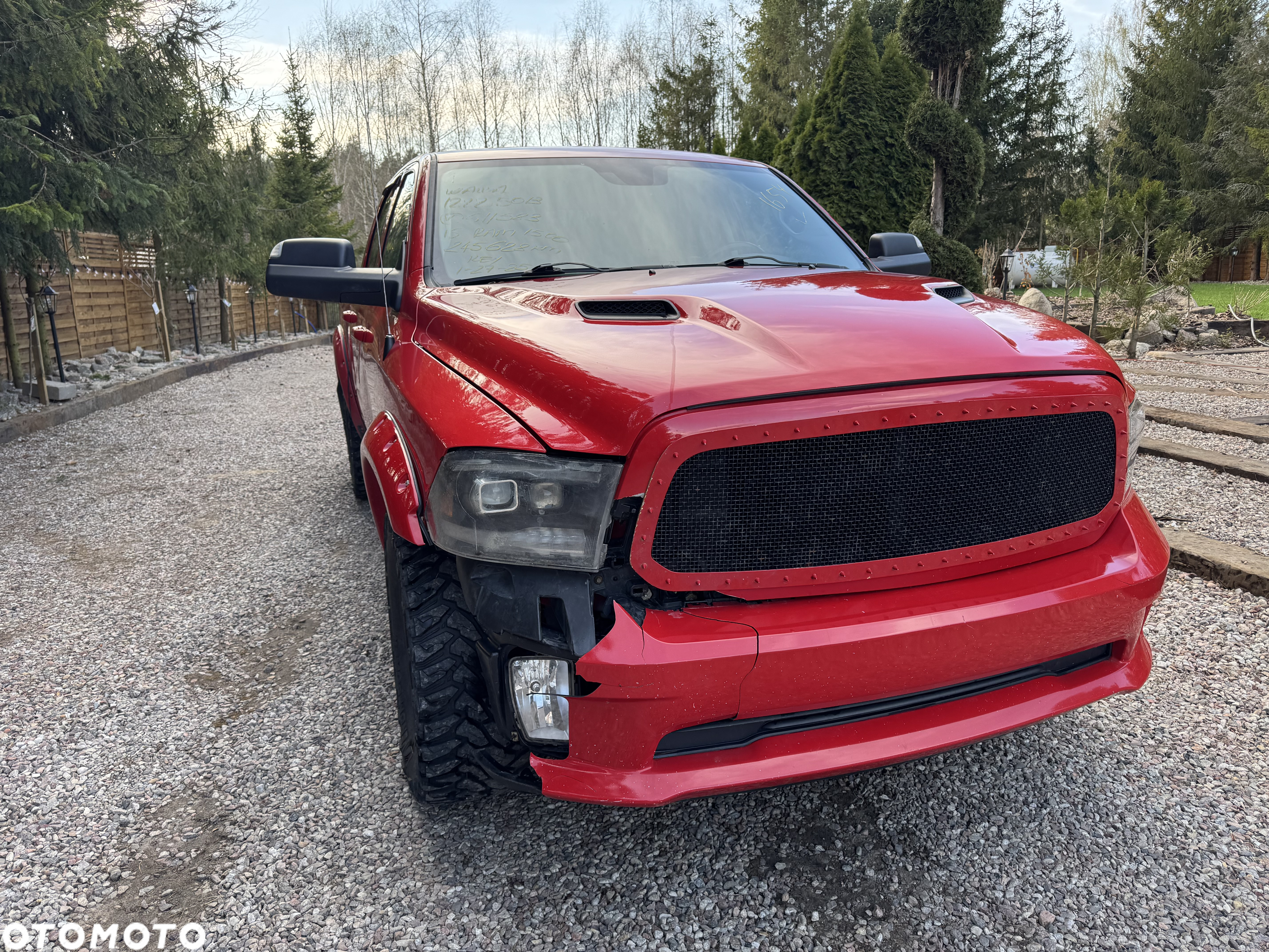 Dodge RAM 1500 5.7 4x4 - 17