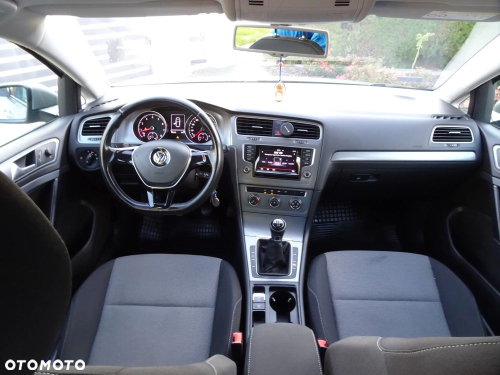 Volkswagen Golf 1.2 TSI BMT Trendline - 22