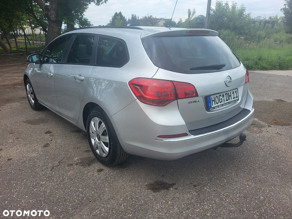 Opel Astra GTC 1.4 Turbo - 9