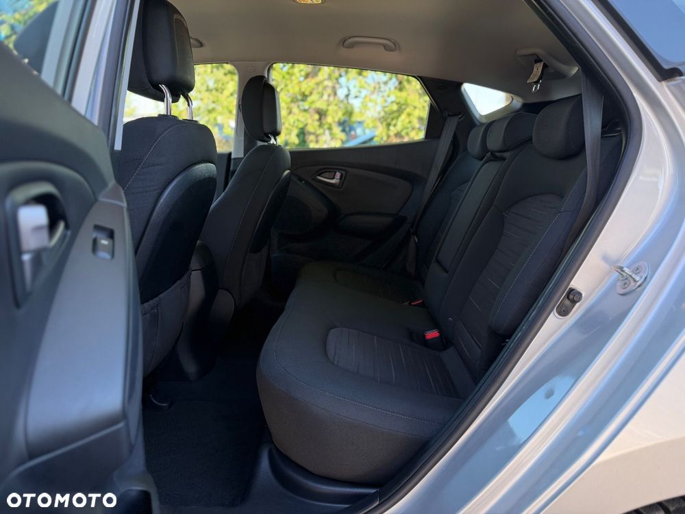 Hyundai ix35 1.6 2WD blue Trend - 23