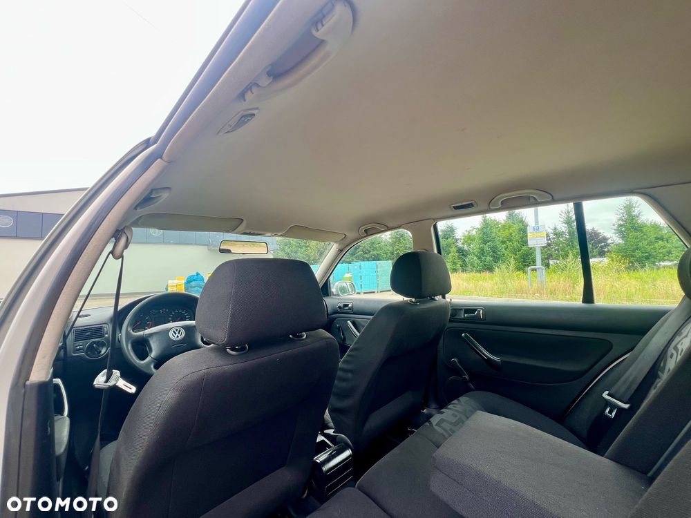 Volkswagen Golf - 15