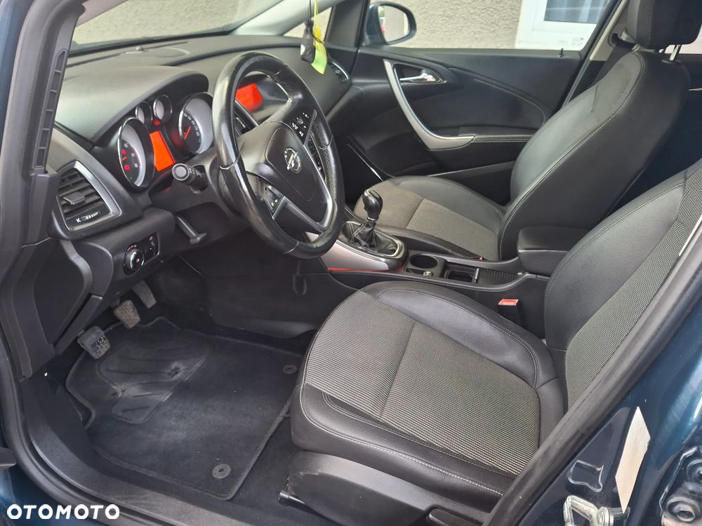 Opel Astra 1.4 T Cosmo - 7