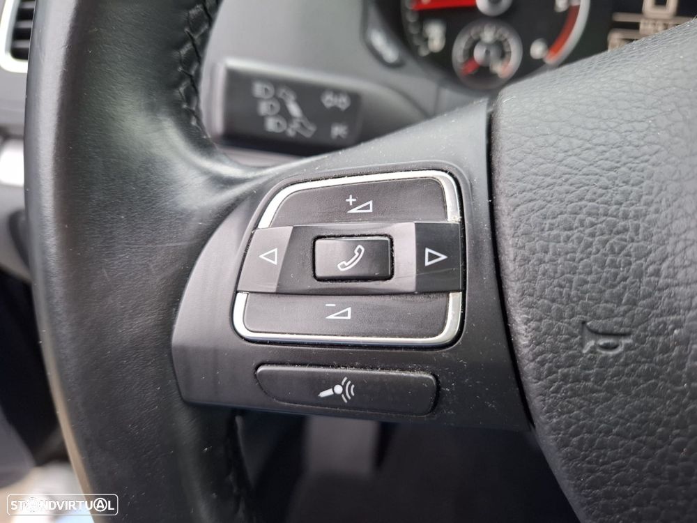 VW Sharan 2.0 TDI Confortline - 19