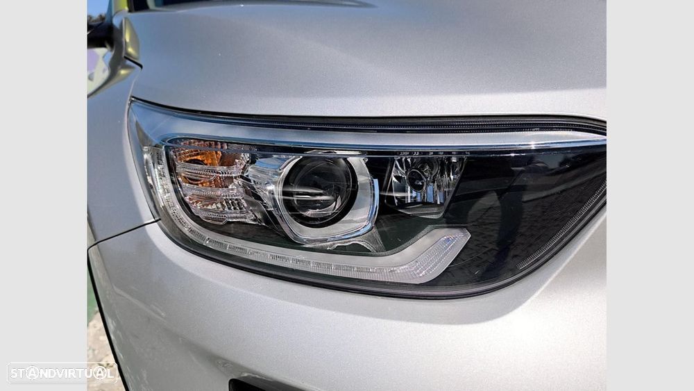 Kia Stonic 1.6 CRDi TX - 8