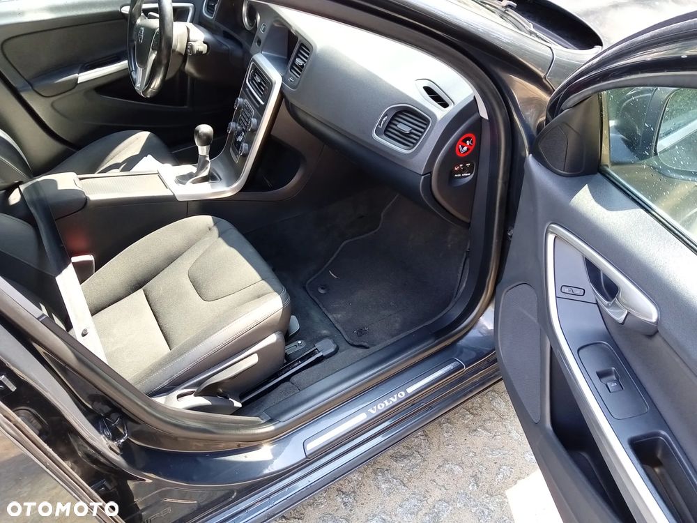 Volvo V60 - 17