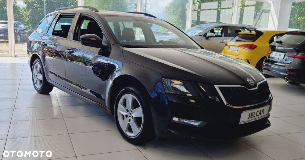 Skoda Octavia 2.0 TDI Ambition DSG - 2