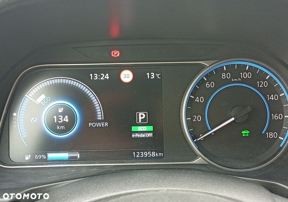 Nissan Leaf - 27