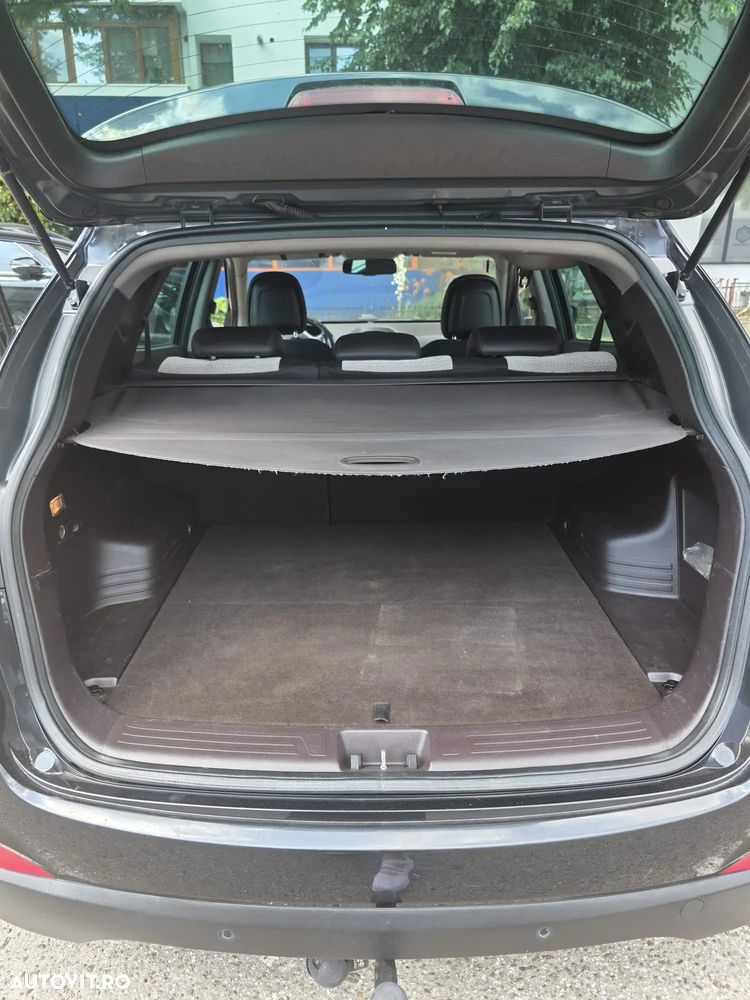 Hyundai ix35 2.0 CRDI High 4WD GLS Premium - 5