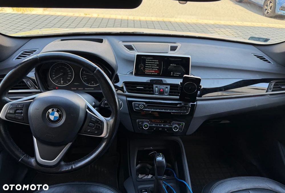 BMW X1 xDrive25i xLine - 12