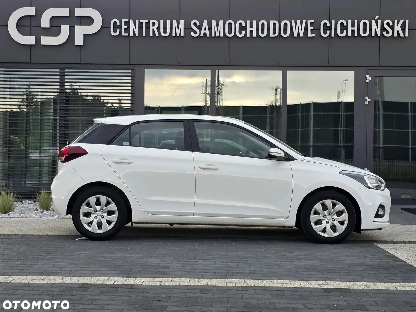 Hyundai i20 1.2 Comfort - 11