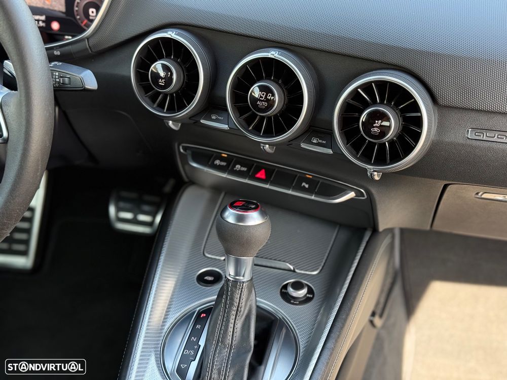 Audi TT RS Roadster 2.5 TFSi quattro S tronic - 28