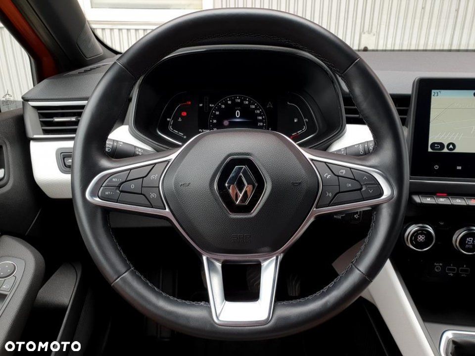 Renault Clio - 12