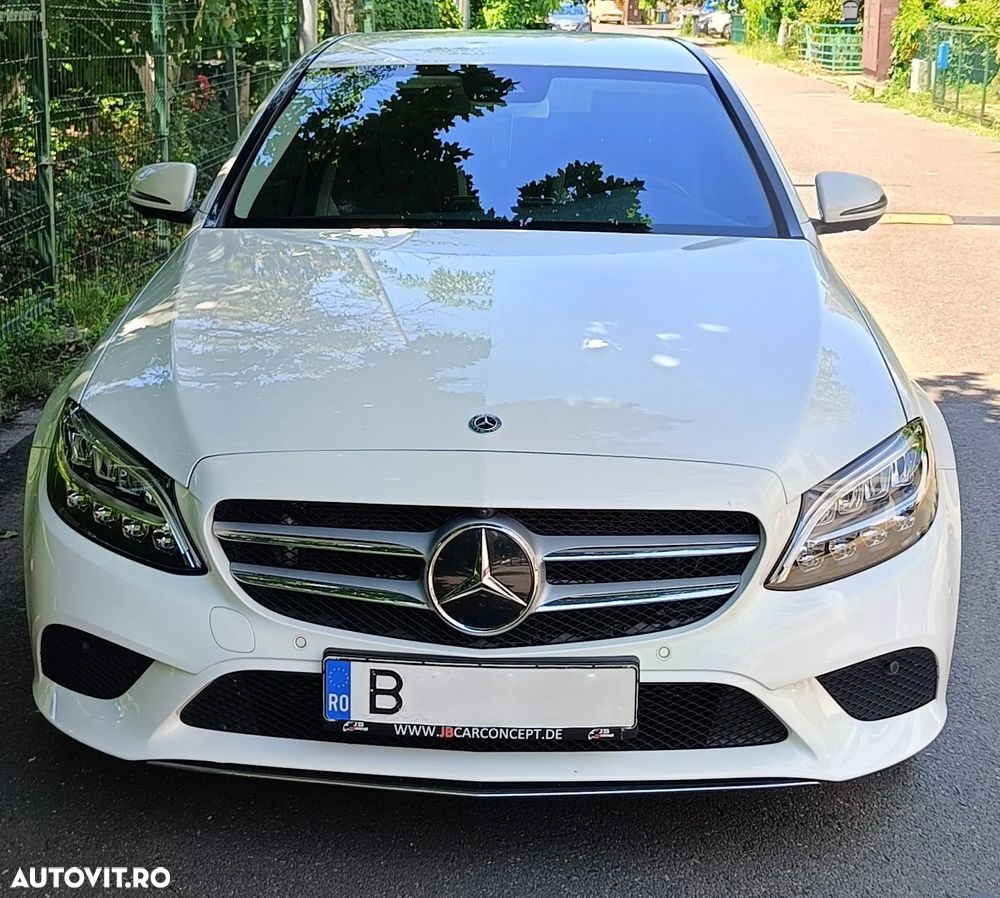 Mercedes-Benz C 300 e 4MATIC PHEV - 4