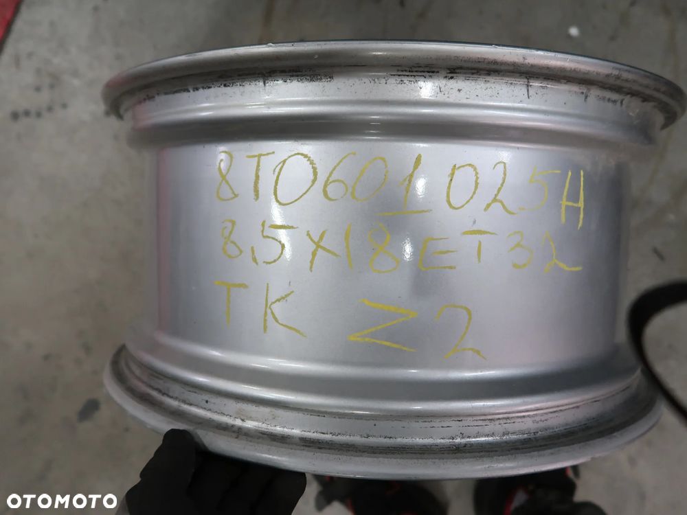 Z2 Felga Audi A5 8,5x19et32 8T0601025H - 9