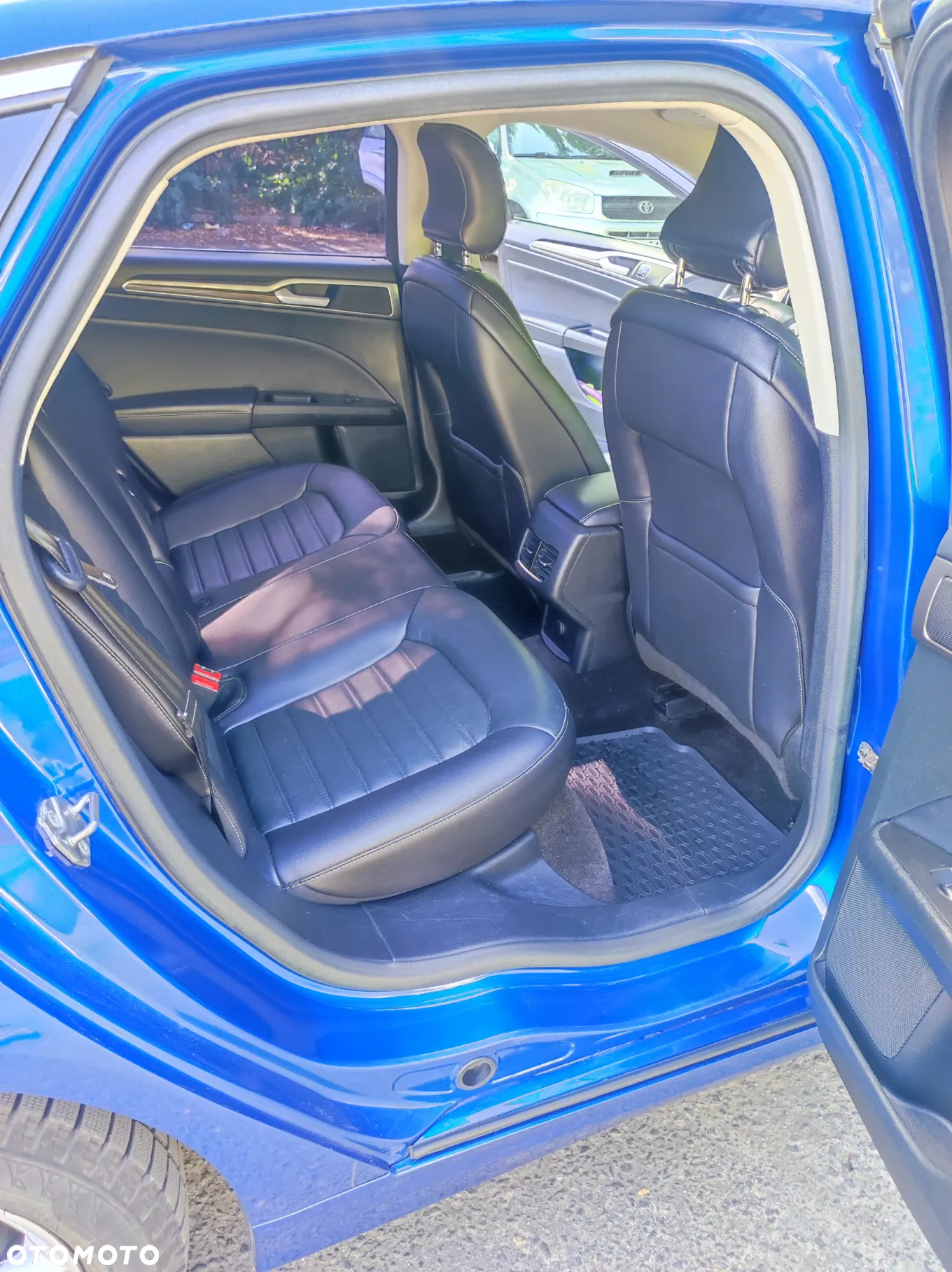 Ford Mondeo - 25
