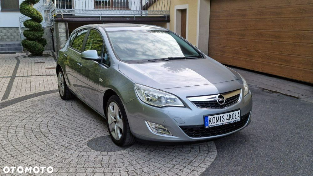 Opel Astra - 8