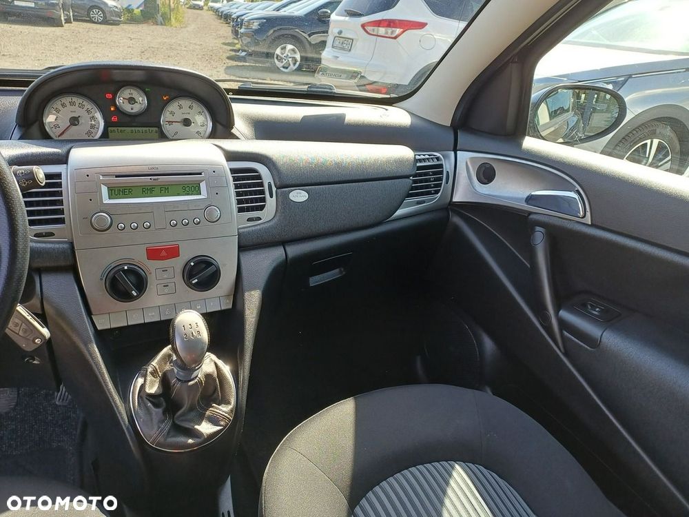 Lancia Ypsilon - 19