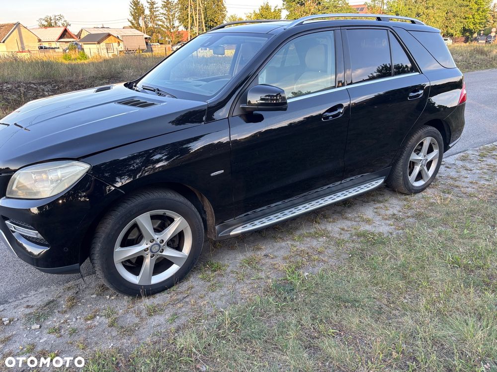 Mercedes-Benz ML - 17