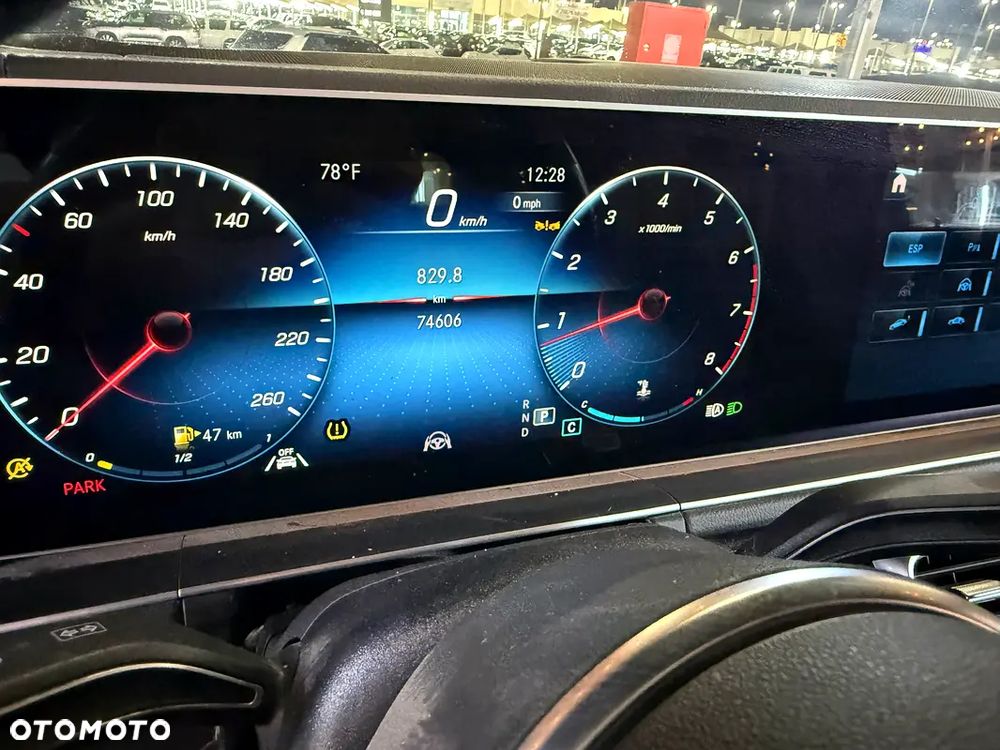 Mercedes-Benz GLE - 11