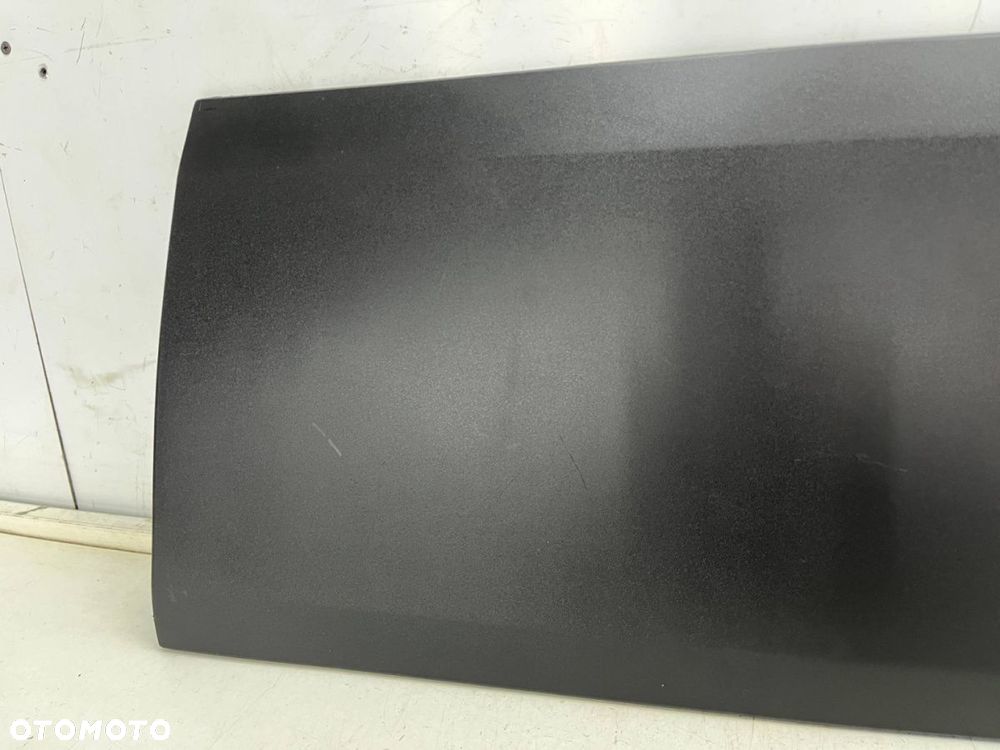 Listwa Iveco Daily 4 IV 14r.- prawa przednia dolna nakładka drzwi pasażera prawy przód 5801808059 - 4
