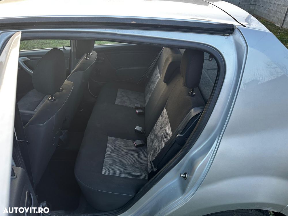 Dacia Sandero 1.2 16V - 9