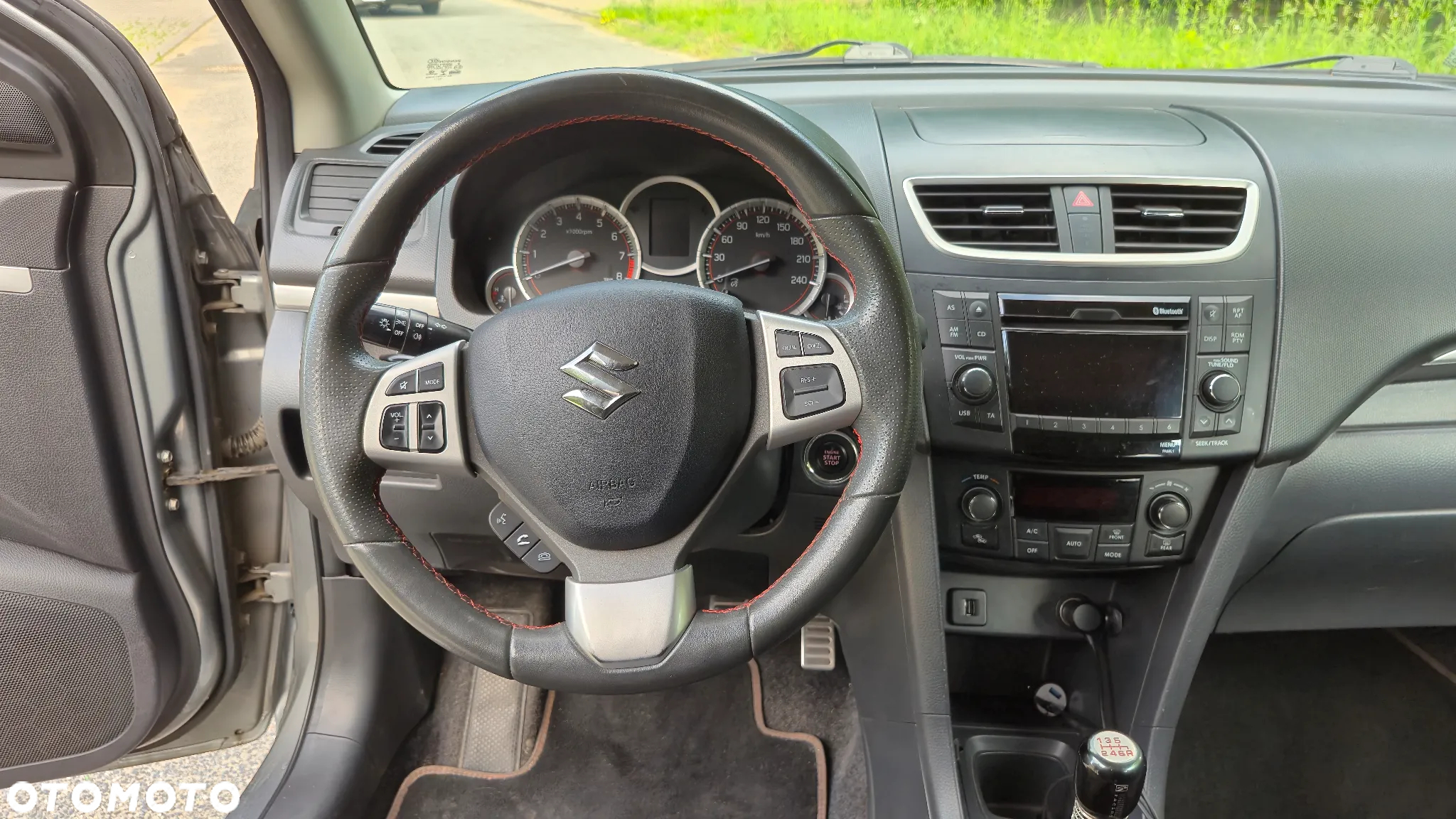 Suzuki Swift 1.6 Sport - 12