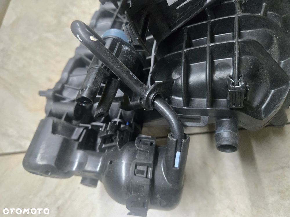 AUDI  NASTAWNIK KOLEKTOR SSĄCY 2,0 TFSI 06L133201DM - 5