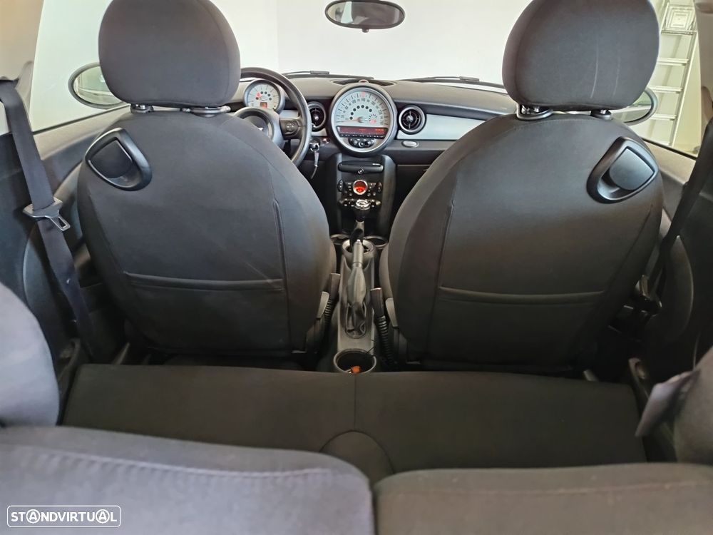 MINI 3 Portas One D - 26
