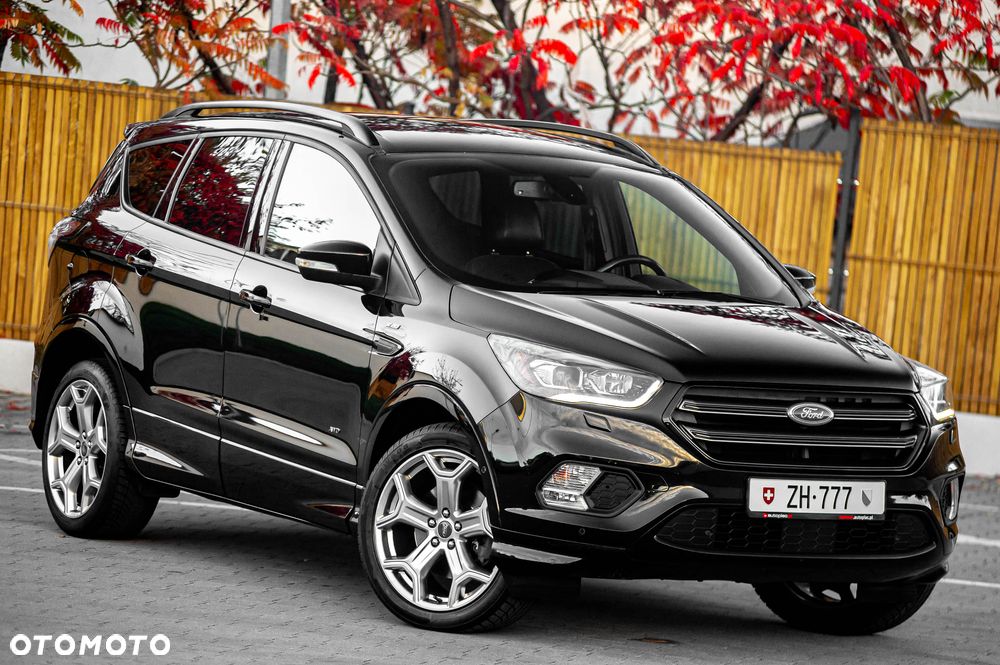 Ford Kuga - 1