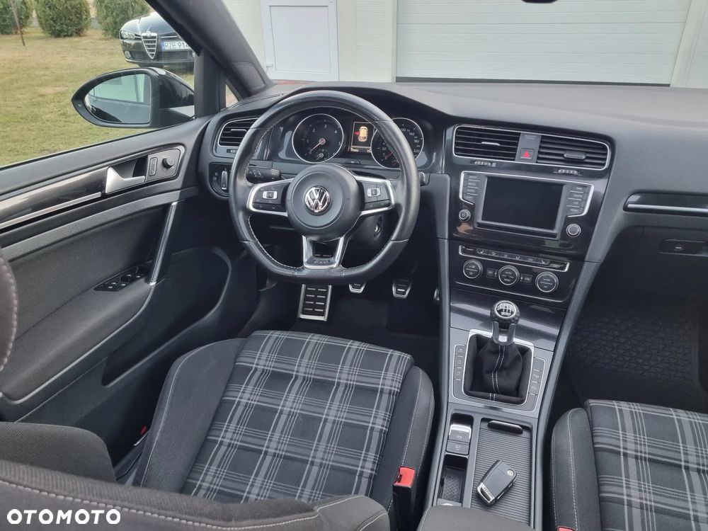 Volkswagen Golf GTD BlueMotion Technology - 14