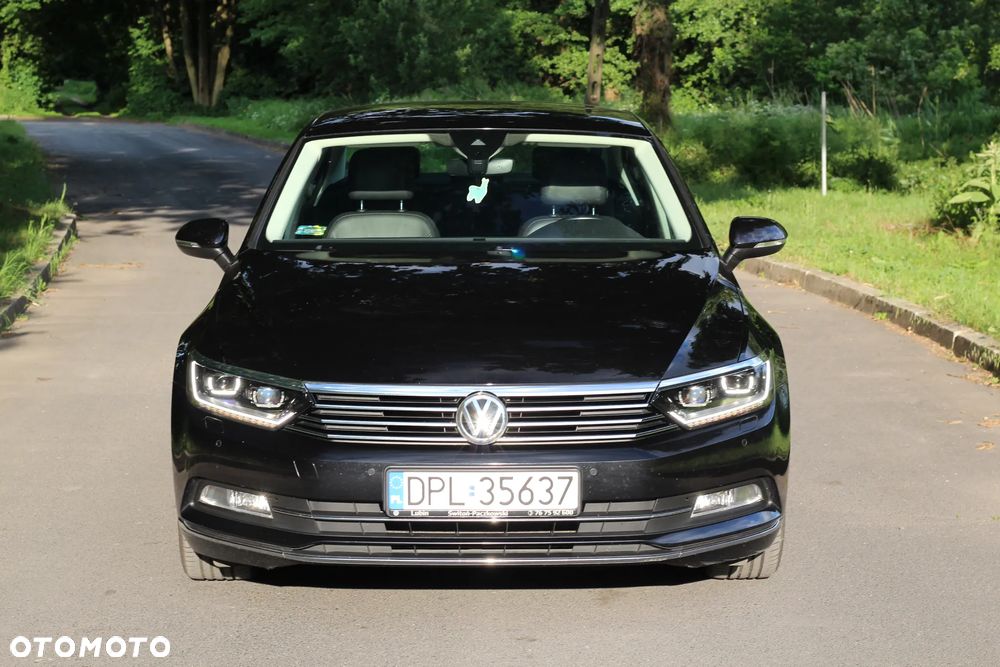 Volkswagen Passat - 7