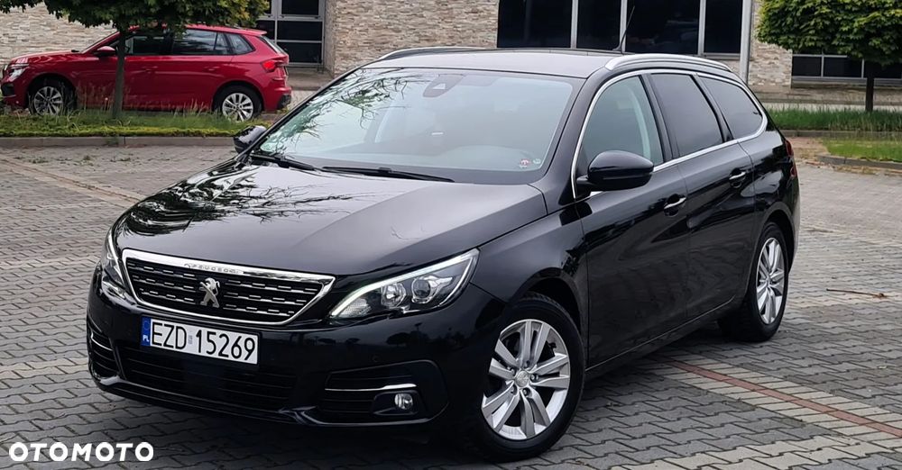 Peugeot 308 BlueHDi 130 Stop & Start Allure Business-Paket - 2