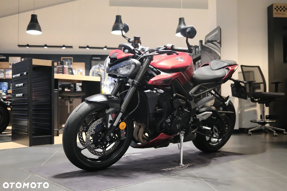 Triumph Street Triple - 6
