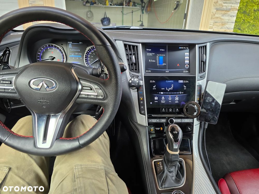 Infiniti Q60 - 15