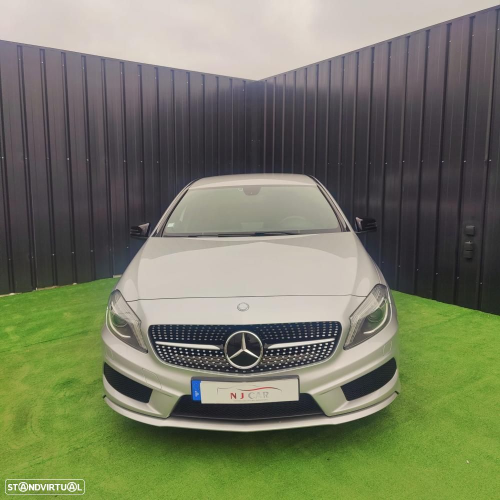 Mercedes-Benz A 180 d AMG Line - 2