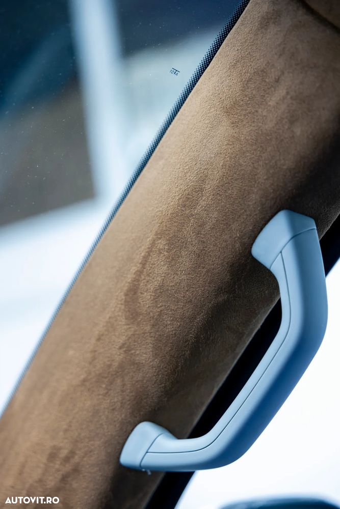 Volkswagen Multivan - 25