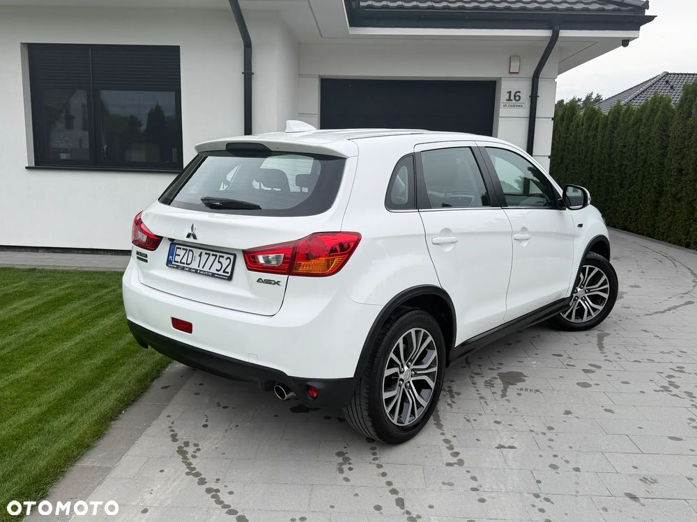 Mitsubishi ASX - 15