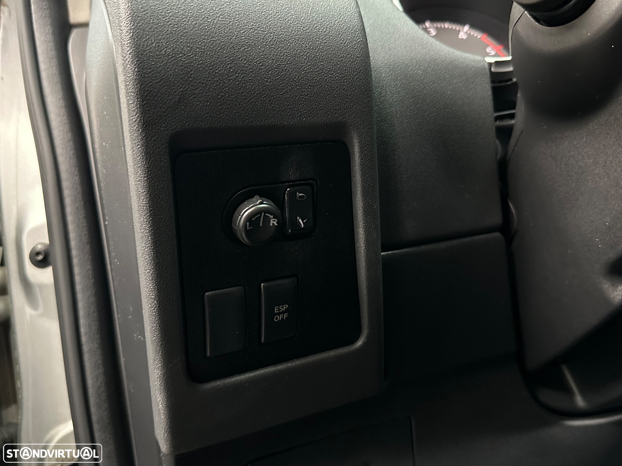 Nissan Qashqai +2 2.0 dCi Tekna Pele Preto +Navi - 17