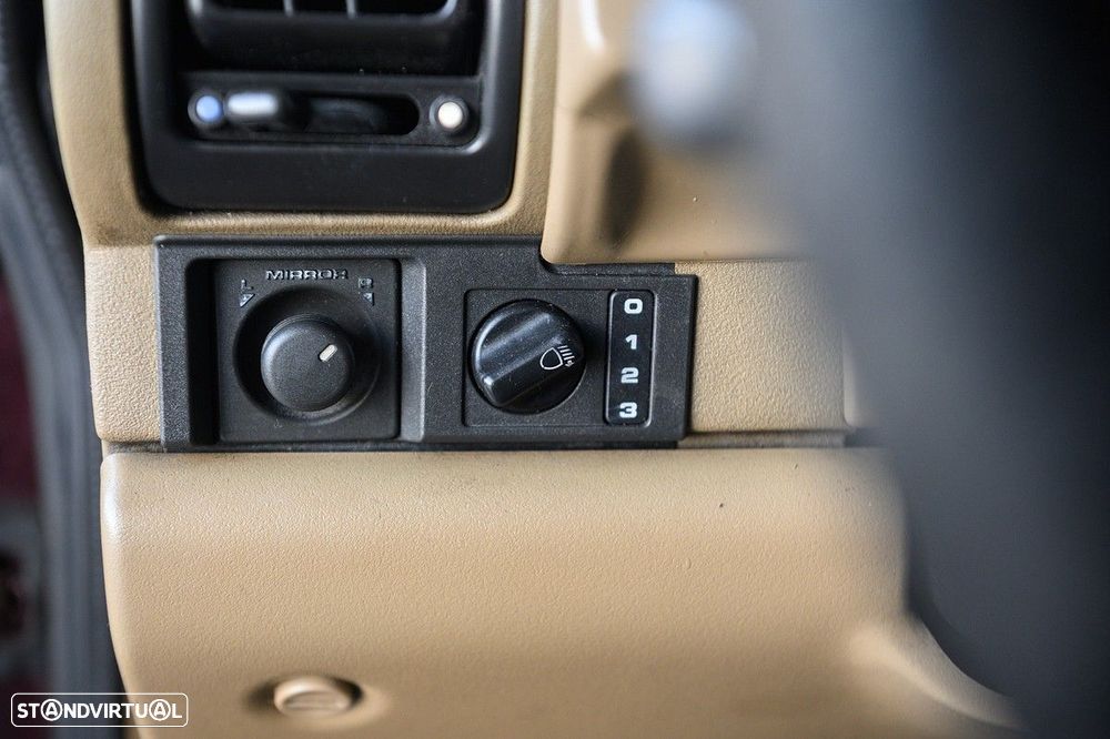 Land Rover Discovery 2.5 TDi - 34