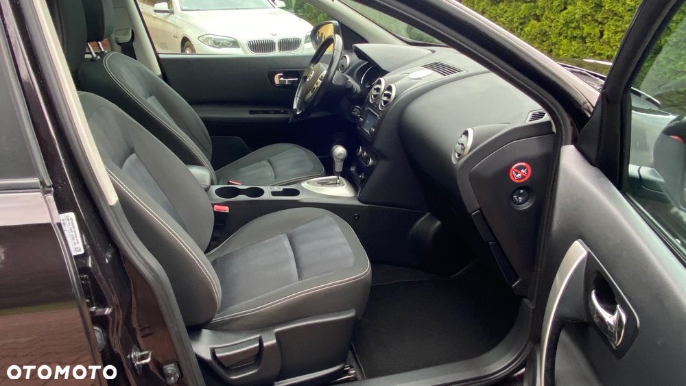 Nissan Qashqai 2.0 Tekna CVT - 11