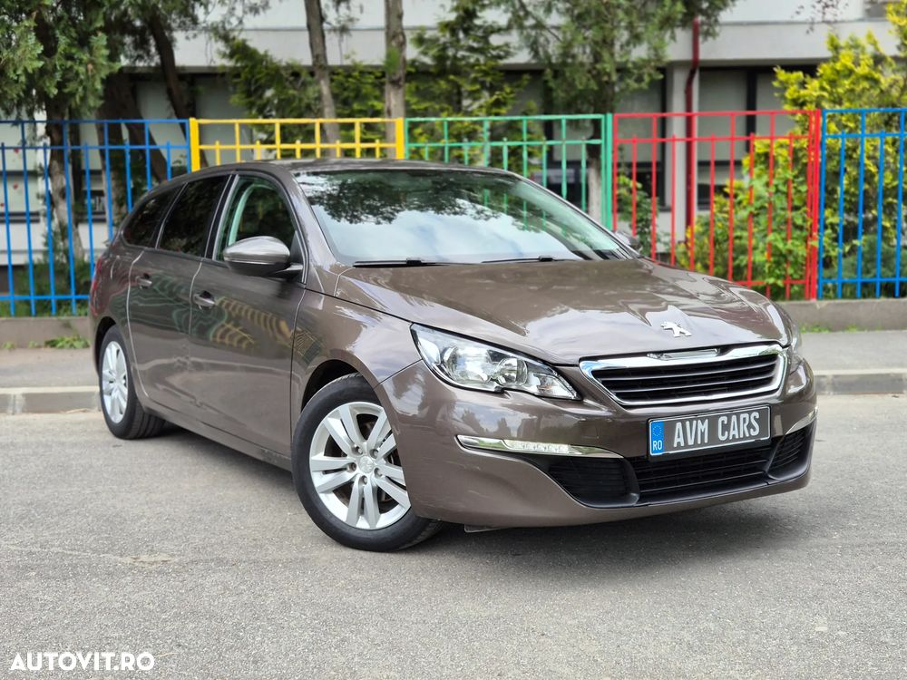 Peugeot 308 1.6 e-HDI FAP STT Allure - 10