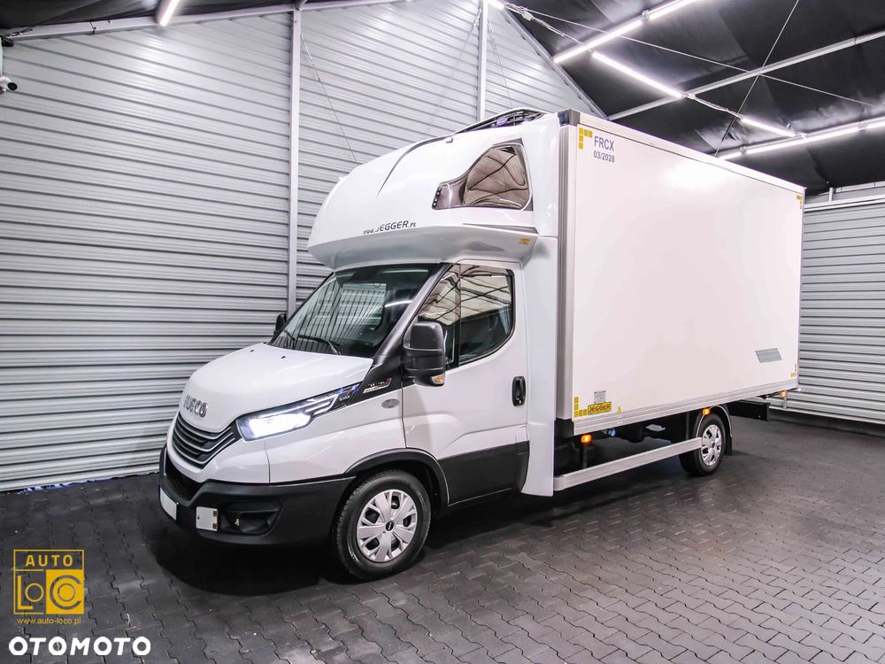 Iveco DAILY CHŁODNIA + MROŹNIA + AGREGAT x 2 + AUTOMAT - 4