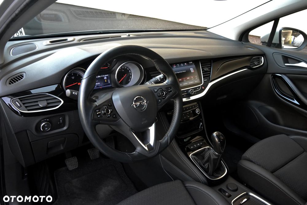 Opel Astra 1.4 Turbo Innovation - 16