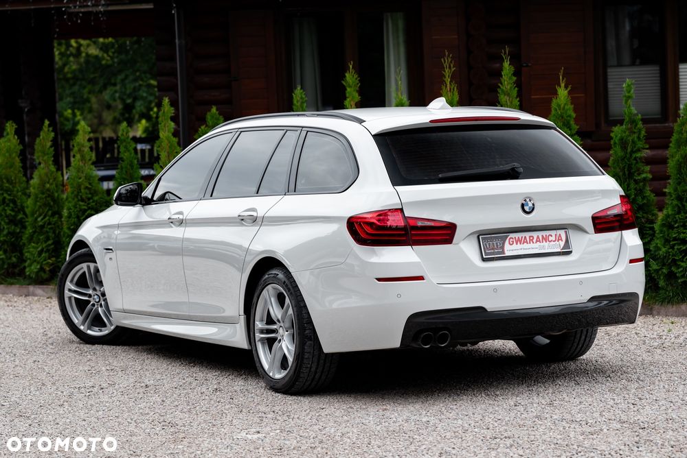 BMW Seria 5 520d Touring M Sport Edition - 10