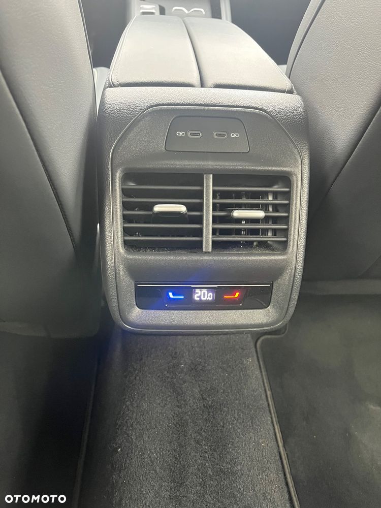 Volkswagen Passat ver-2-0-tdi-scr-dsg-elegance - 22